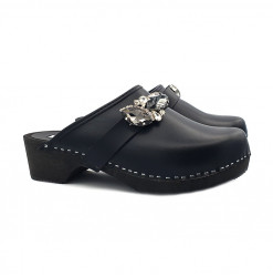 SCHWARZES HOLLÄNDISCHES MULE MIT SCHMUCK