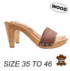 CLOGS MIT DOPPELBRAUNEM...